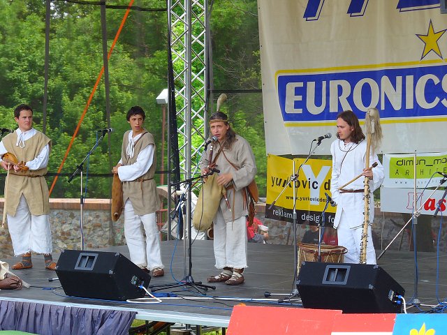 img00003.jpg